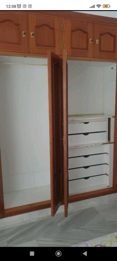 Habitacion Privada, Apartamento Centro Malaga Cerca De La Playa Exterior photo